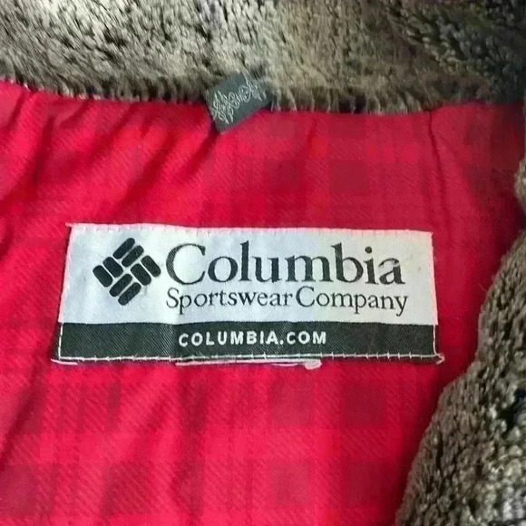 Columbia red quilted faux fur collar plaid puffer vest - Picture 3 of 5